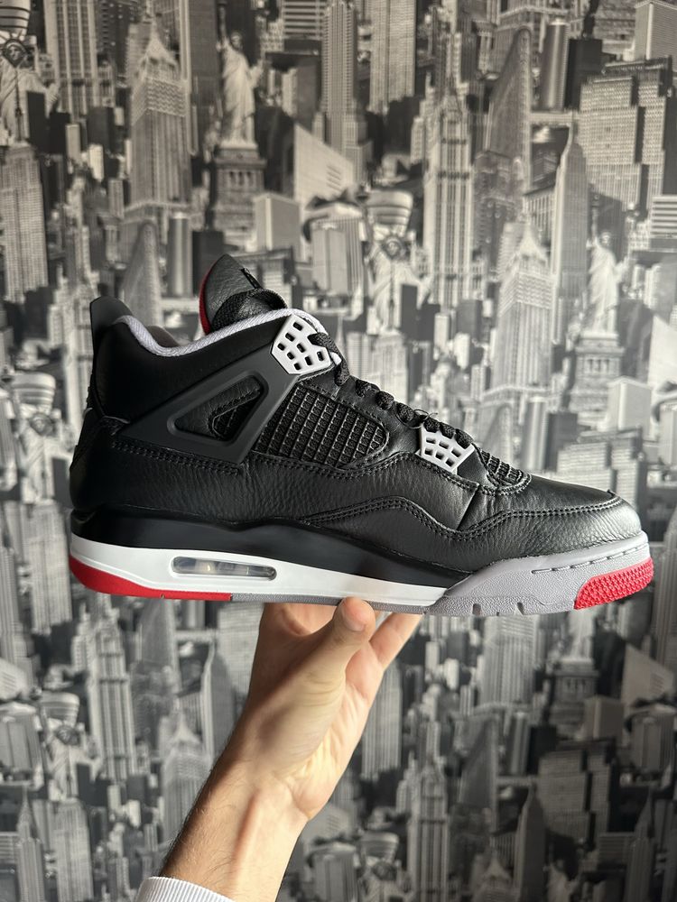 Jordan 4 Bred tamanho 44