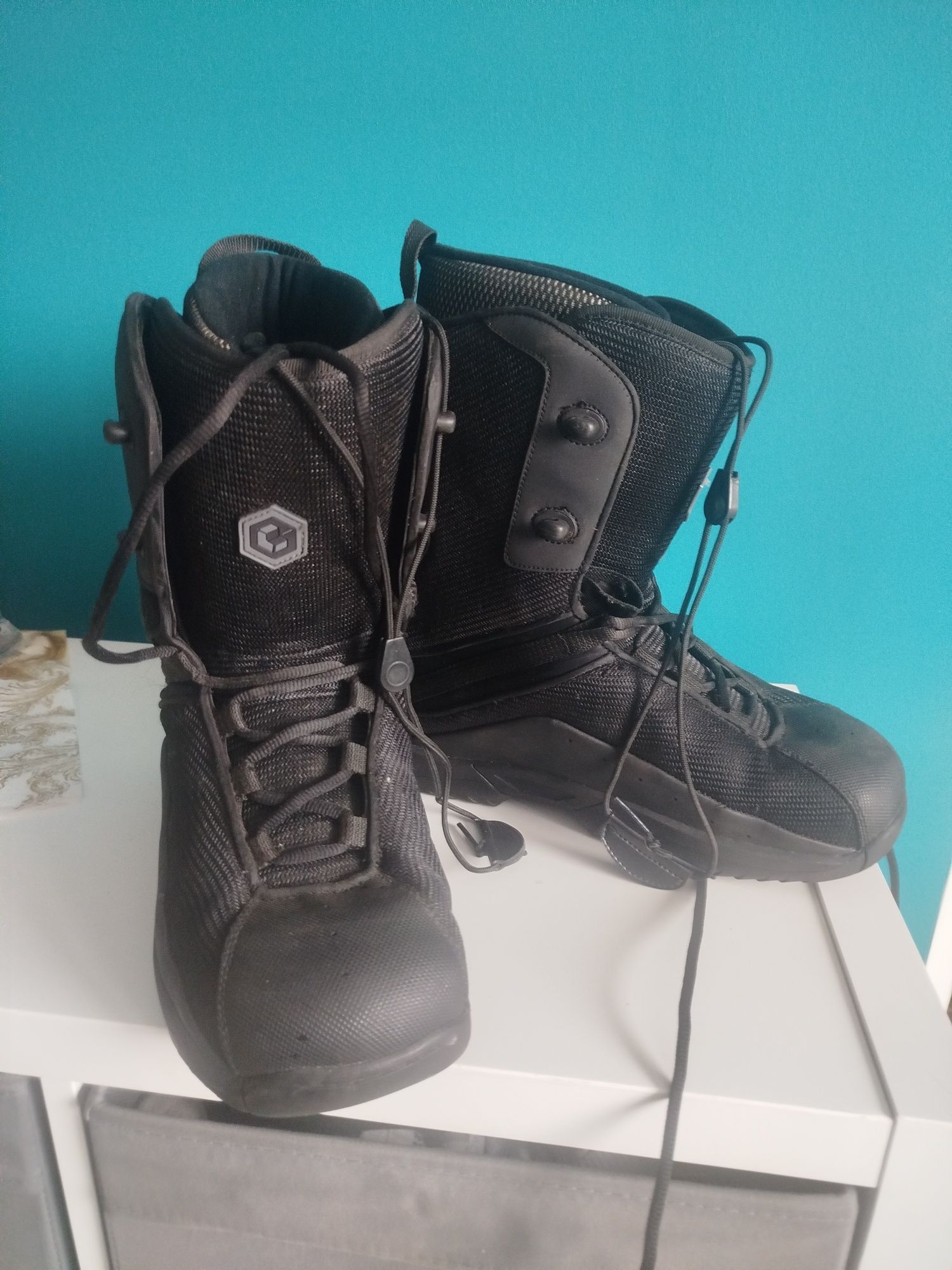 Buty snowboardowe marki LTD rozmiar 44.5