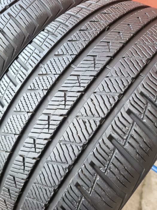 265/40/21 R21 Vredestein Quatrac Pro 2шт ціна за 1шт шини