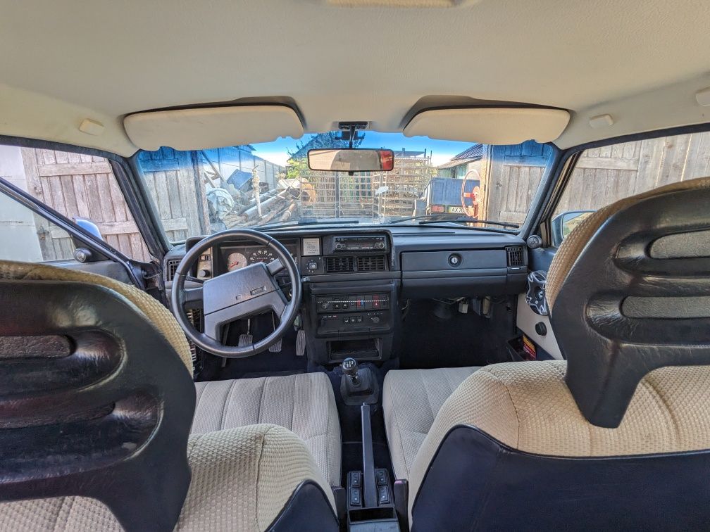 Volvo 244 GLE инжектор 1989год, оцинкованный кузов,шумоизоляция, газ,