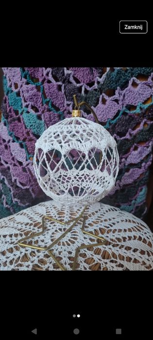 Bombka - szydełkowa ozdoba na choinkę