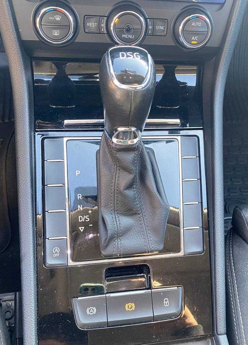 Skoda Superb 2015 року( 3-тє покоління)