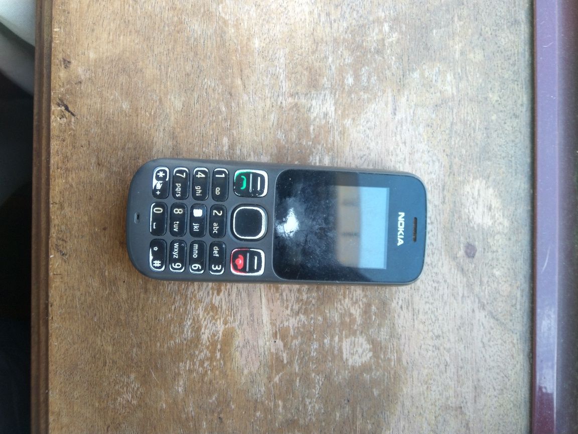 Vendo um Nokia 101