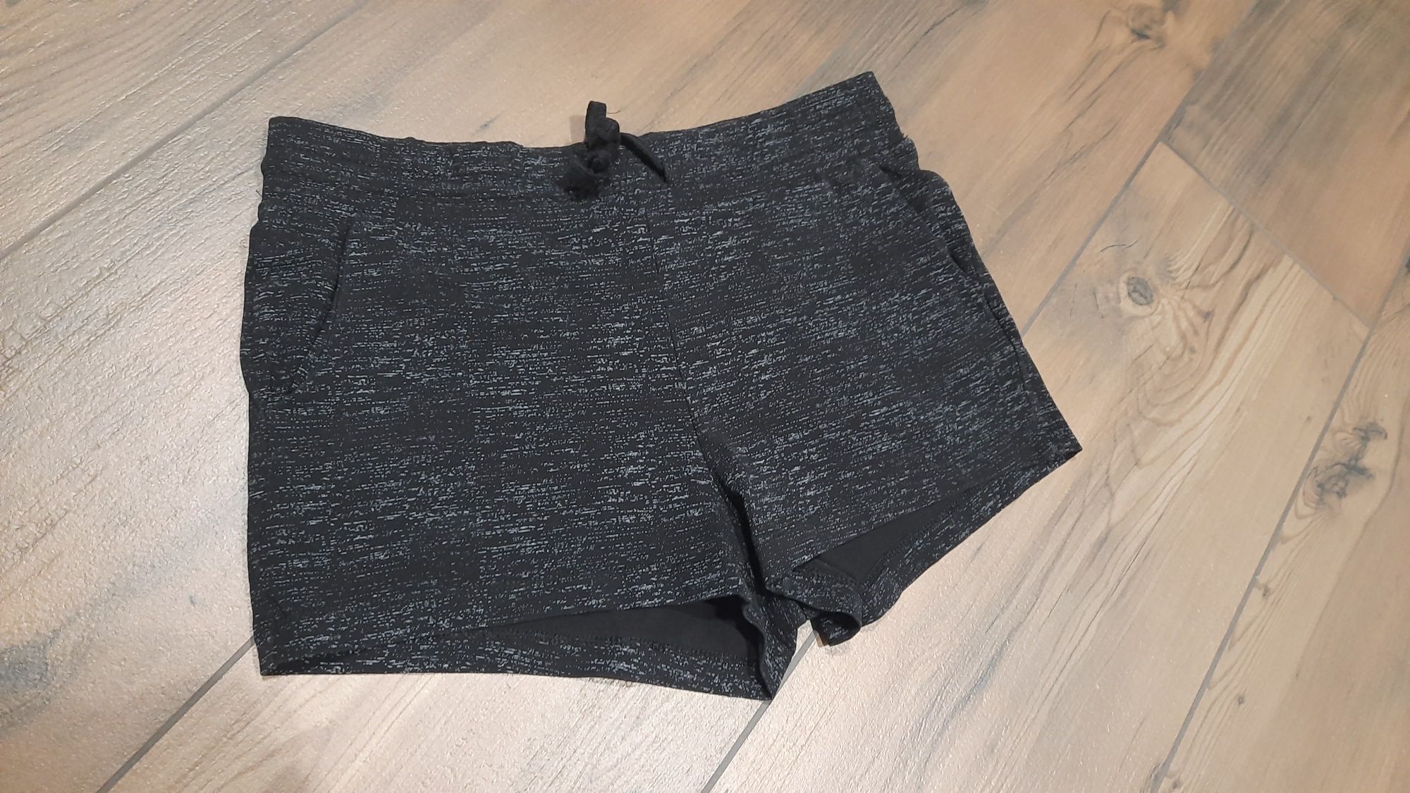 Spodenki H&M roz 158