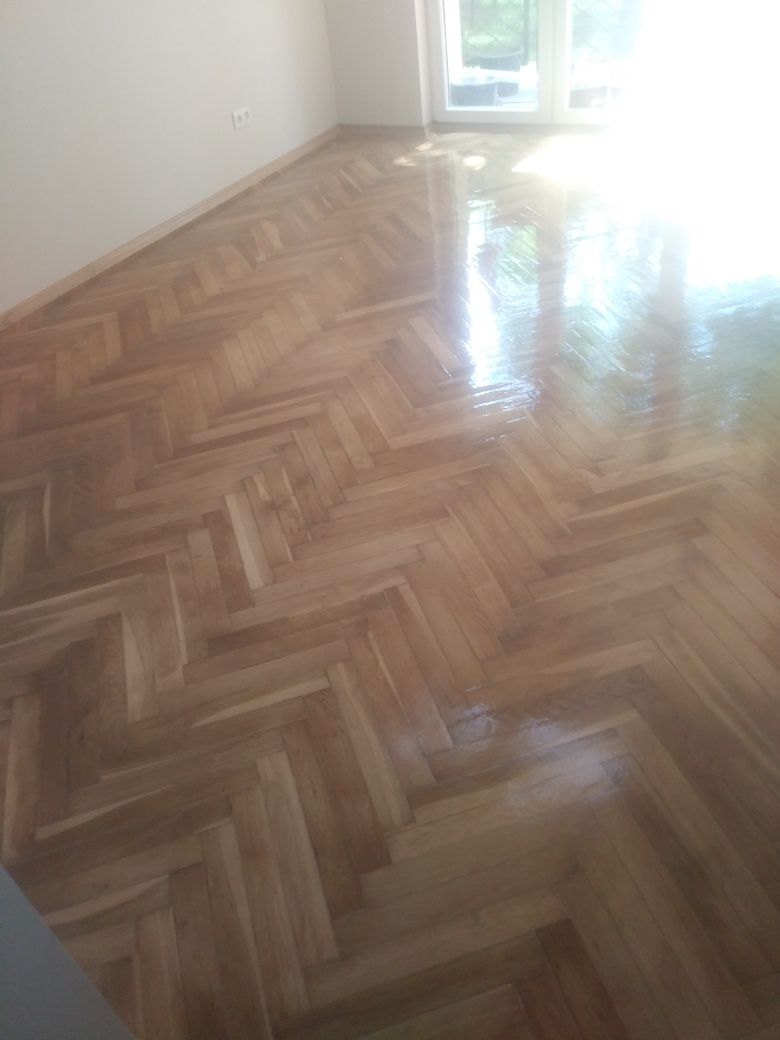 Cyklinowanie ukladanie parkietów desek podłogowych schodow