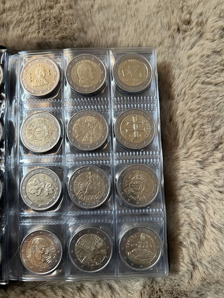 Vendo várias moedas 2€