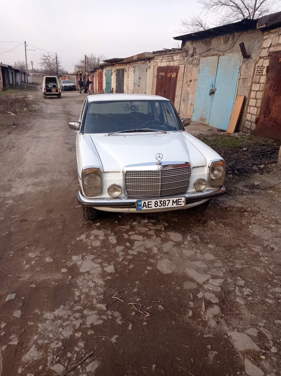 Продам Мерседес W115