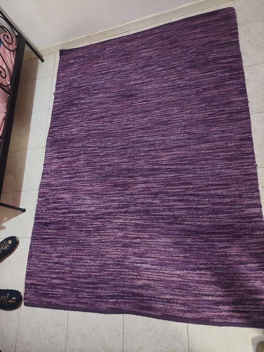 Tapete roxo grande
