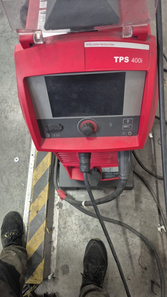 Cela spawalnicza z robotem ABB IRB 4600 + obrotnik + spawarka Fronius