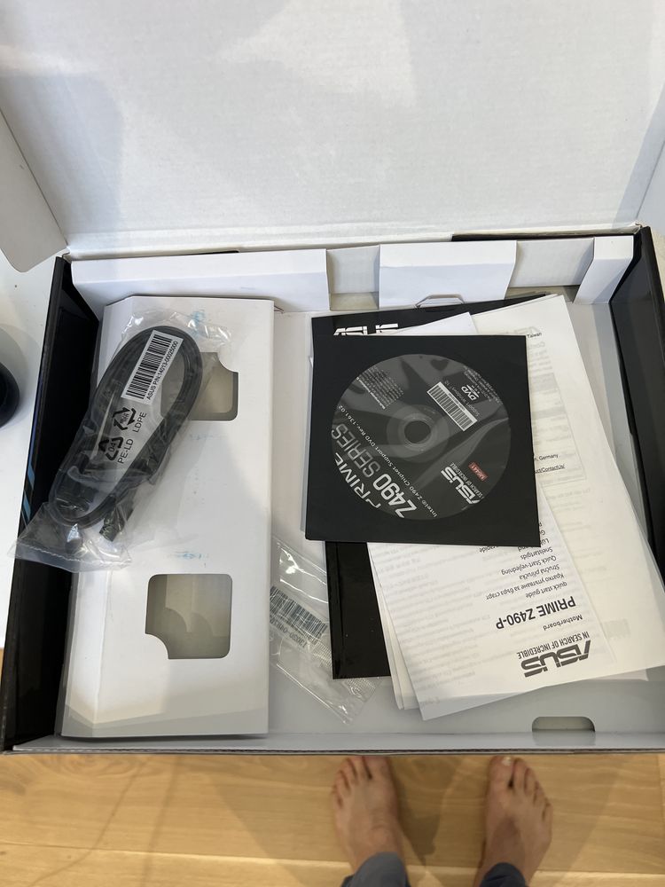 Материнская плата Asus z 490+celerong5905