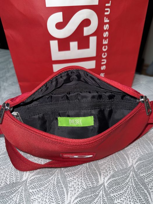 Diesel червона поясна сумка новая унисекс