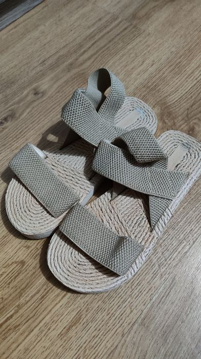 Sandały rozmiar 35