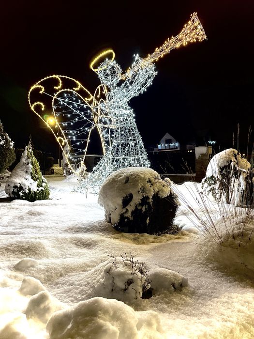 Ogrodowe ozdoby świąteczne "Anioł z trąbą"