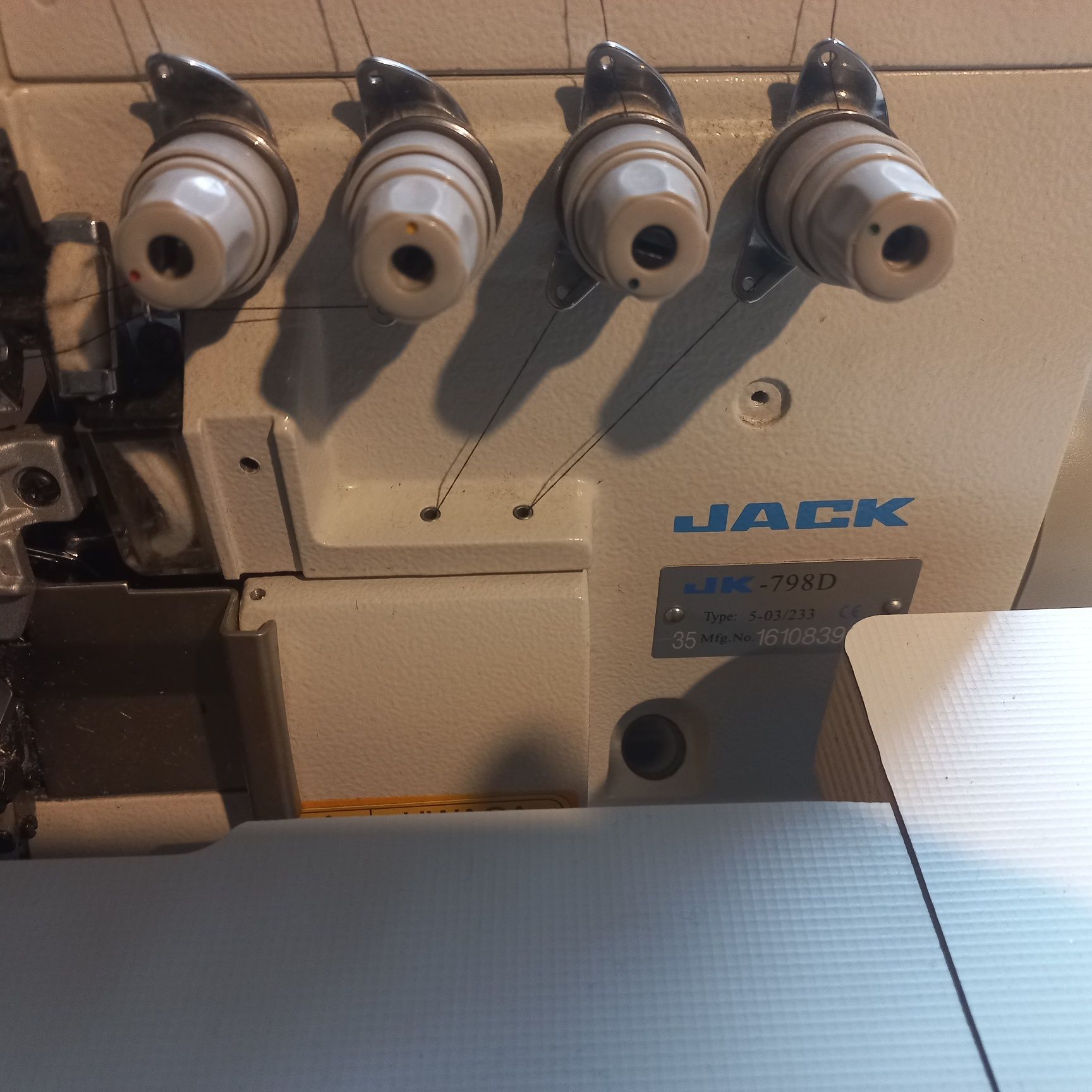 Overlock 5-nitkowy Jack  JK-798D