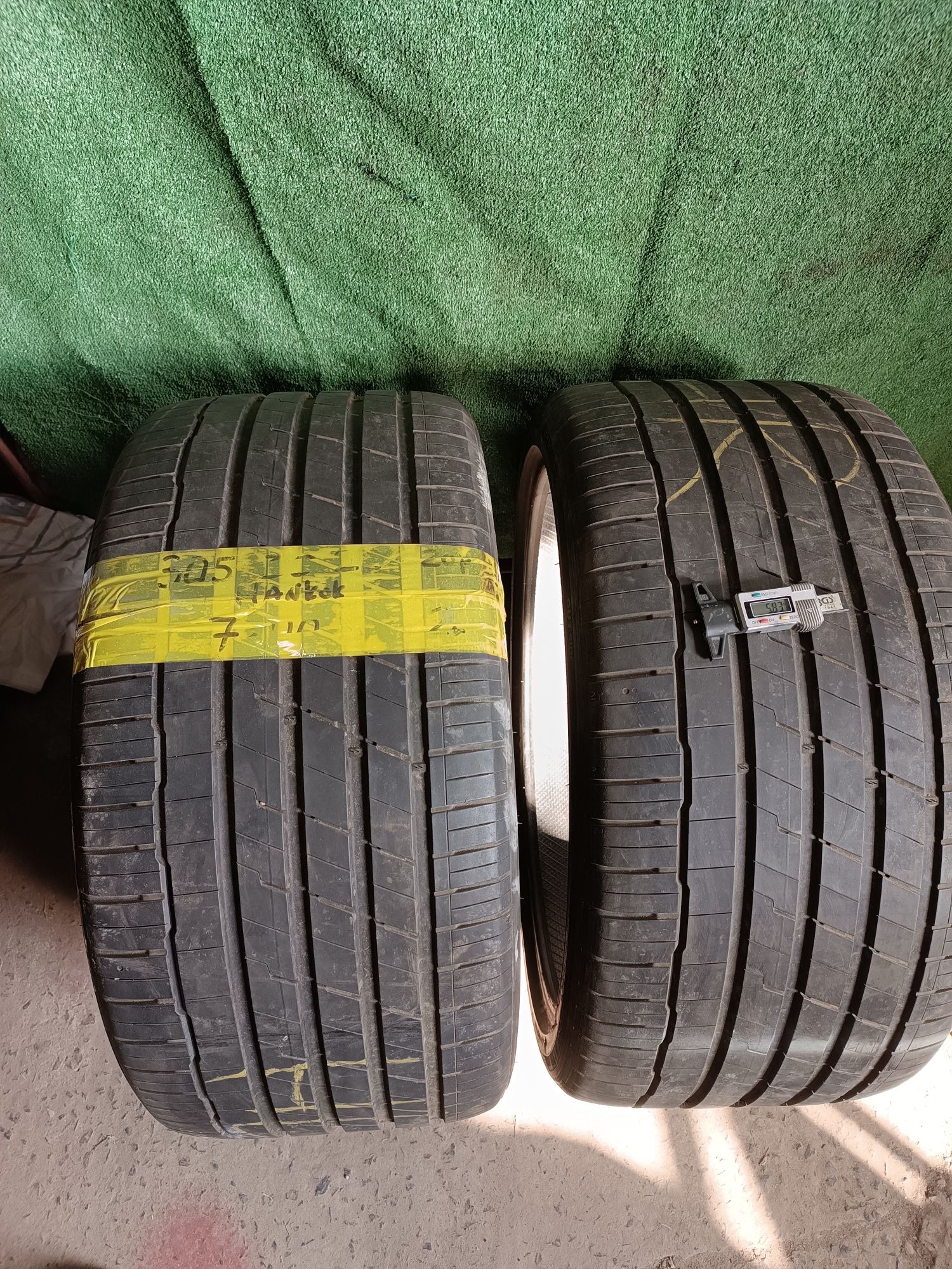 Шини літо Hankook 305/30/22 2020р. 6мм.