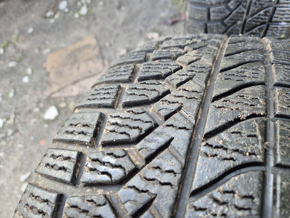 Koła zimowe, felgi 16 cali, ford 5x108, opony 2023rok, 215/55/16