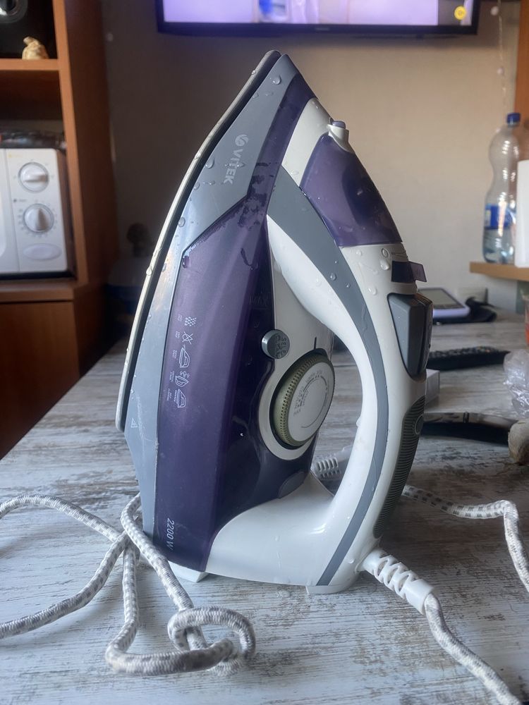 Продам электроутюг