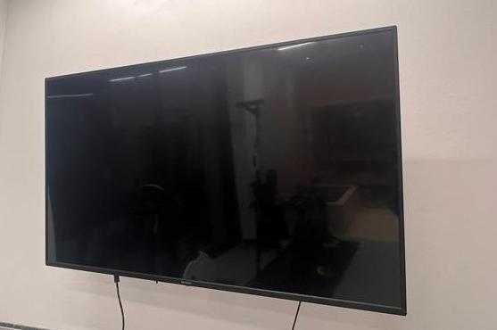 TV Sharp LC-65UI7352E