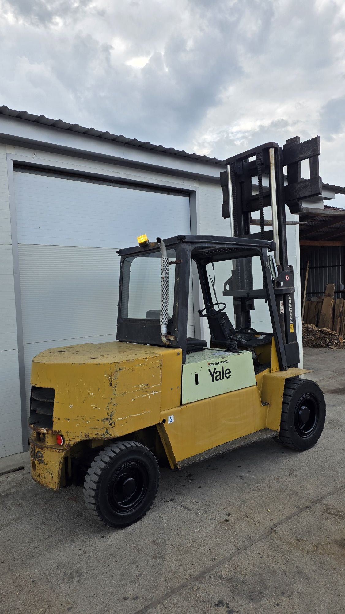 Wózek widłowy Jungheinrich Yale DFG 50/600 5 ton widlak diesel