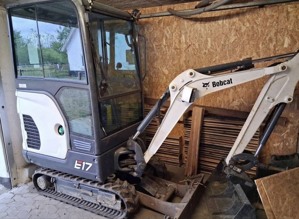 Minikoparka Bobcat E17 mini Koparka