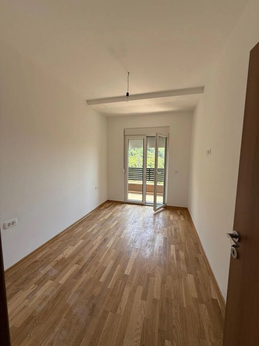 Продается квартира с 1 спальней, Будва, Подкошлюн, вид на море