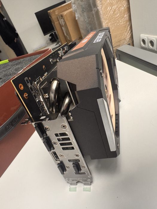 Geforce RTX 4080 noctua asus