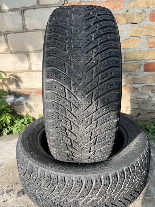 Шини зимові Nokian 205/55/16