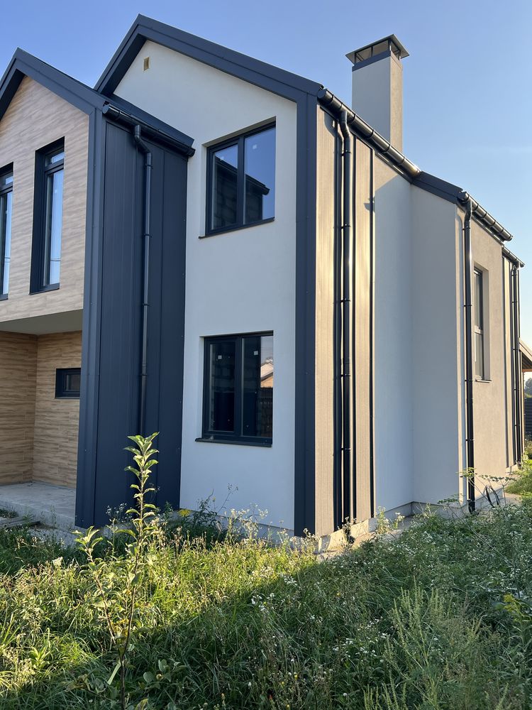 Продаж будинку . Білогородка
