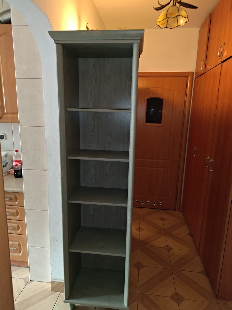 Pilne tanio dwa regały na książki lub dokumenty.