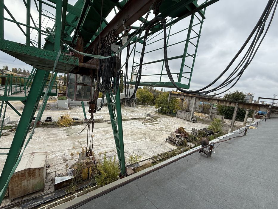 Здам в оренду цілий або частину майданчика