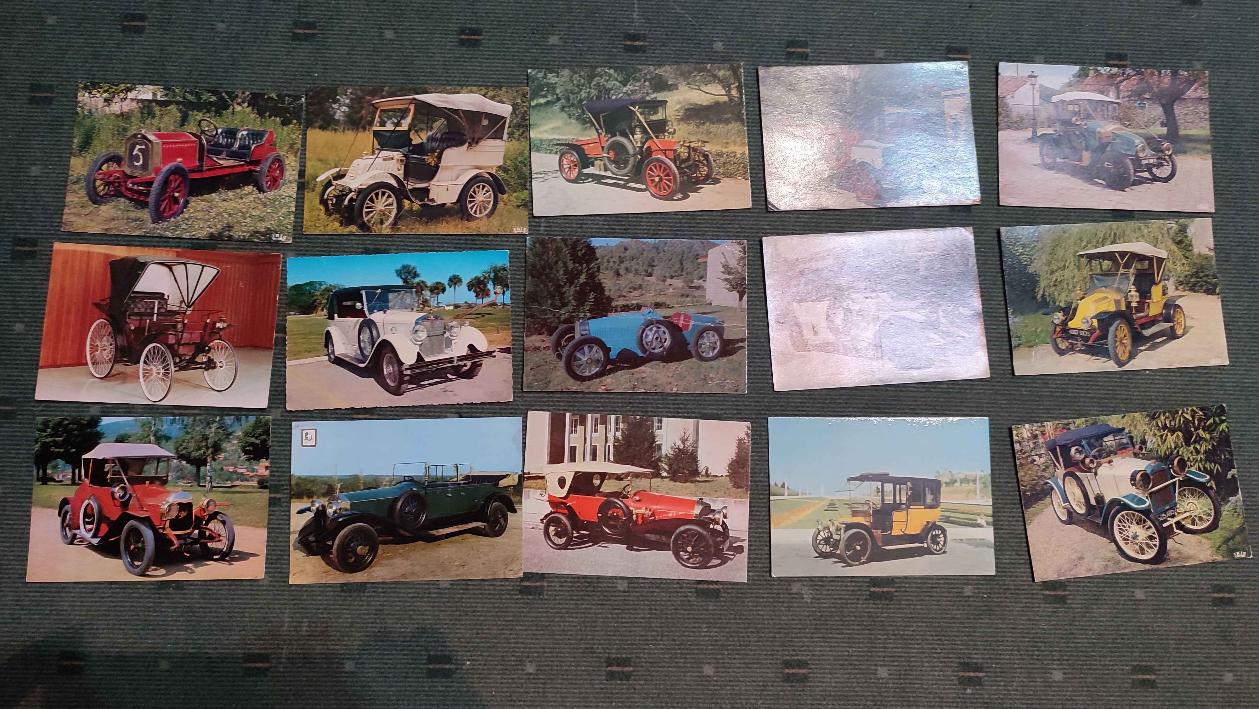 34 Postais com Automóveis