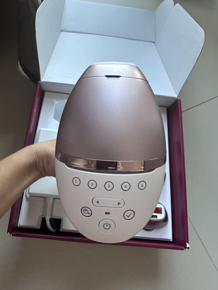 PHILIPS Lumea 9000 IPL 958/00