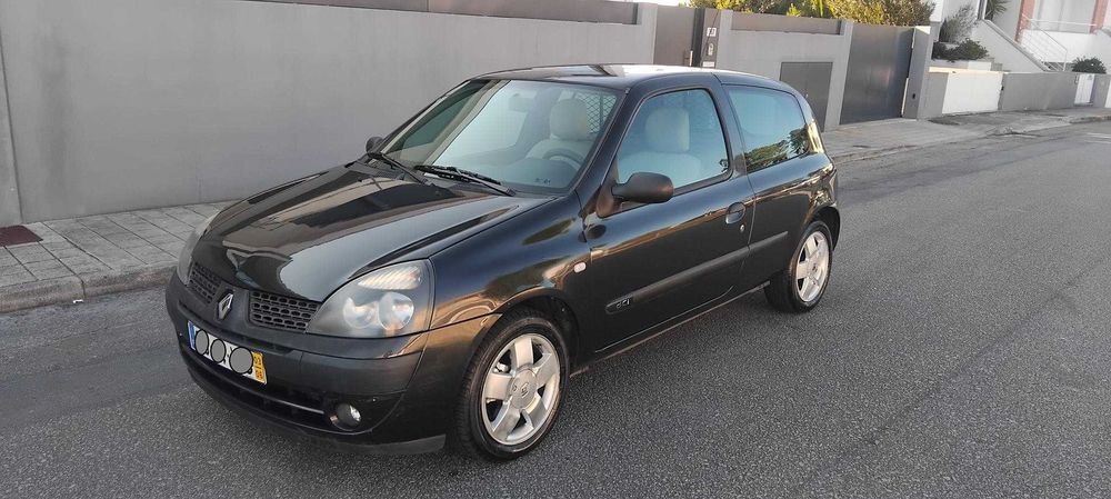 Renault Clio 1.5 DCI 82 Cavalos