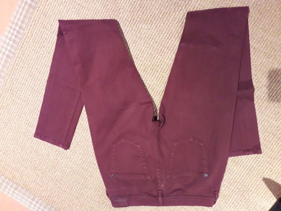 Jeans Zara | bordô e azul petróleo  Pepe Jeans