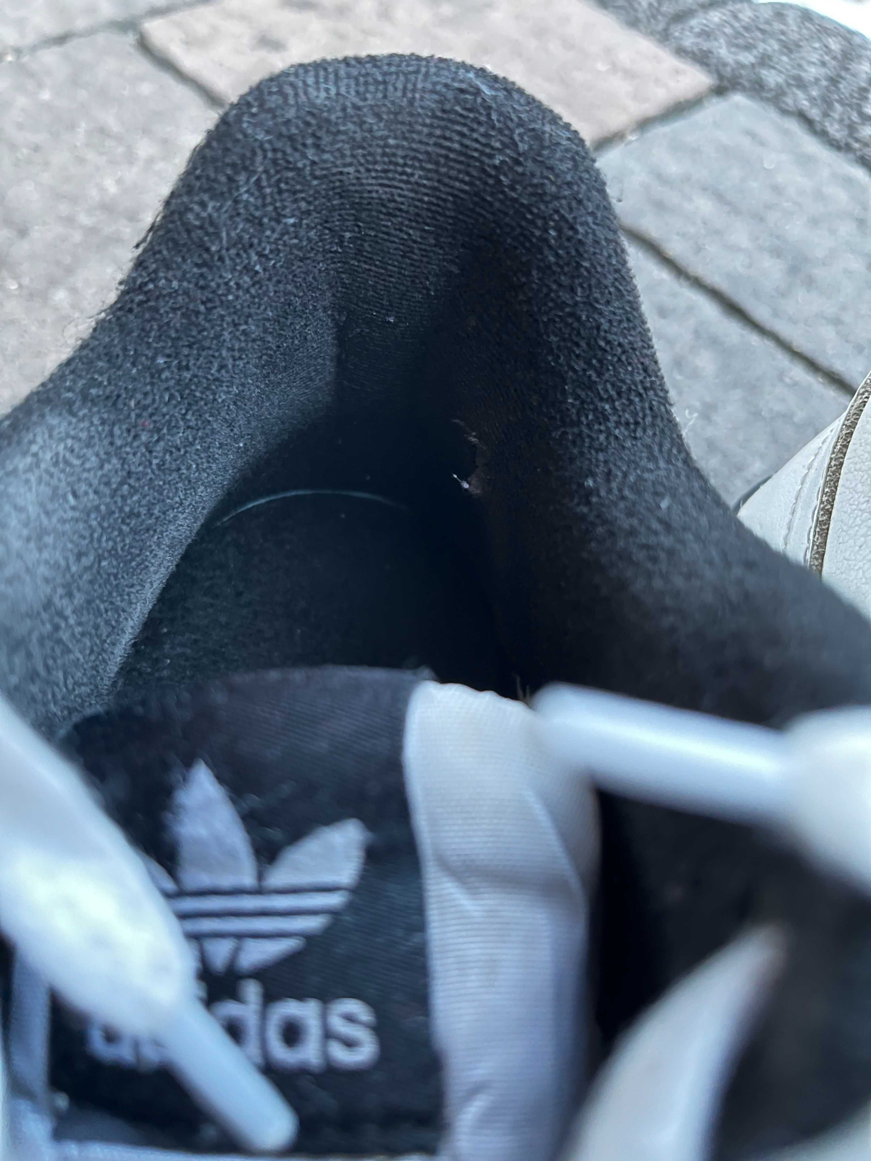 Buty sportowe Adidas Forum Low Black White oreo czarno białe 44