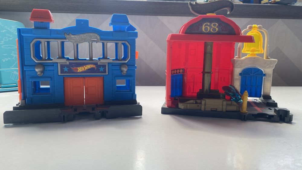 Hot Wheels поліцейський участок