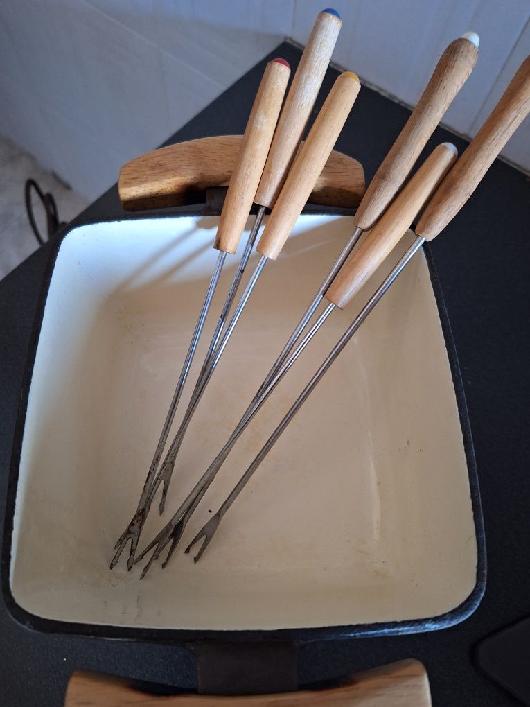 Fondue de ferro fundido