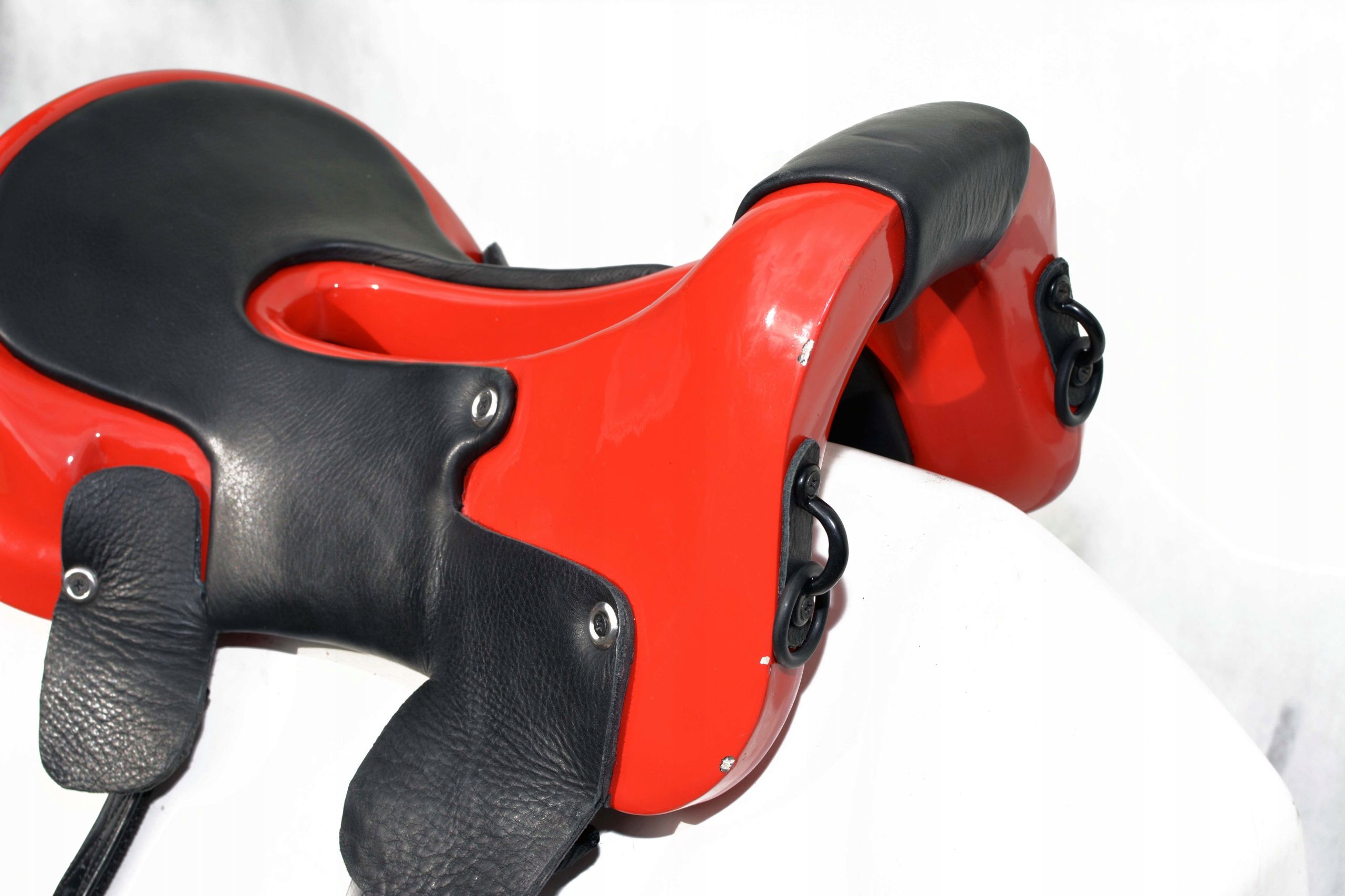 Siodło Rajdowe Model. Podium 17,5C Carbon