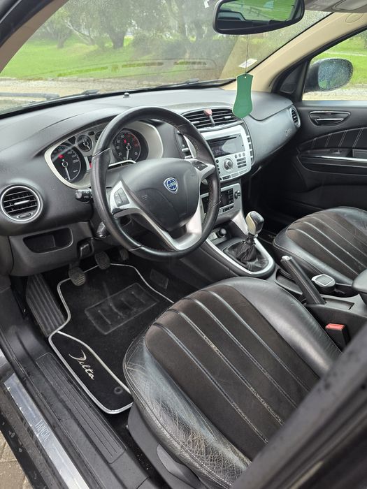 Lancia Delta 1.4T-Jet Platino 150cv