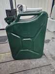 Karnister metalowy 20 litrow