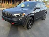 Jeep Cherokee Trailhawk      2019