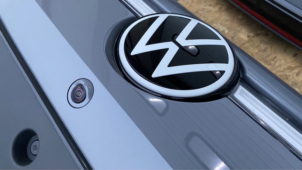 Vw ID7 бампер передній