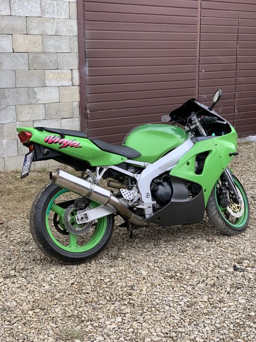 Kawasaki zx-6R ninja