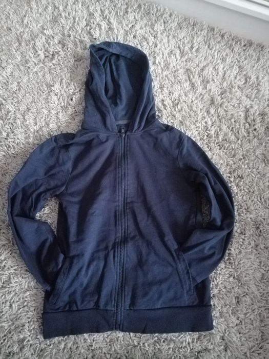 Granatowa bluza z kapturem na suwak r. 146