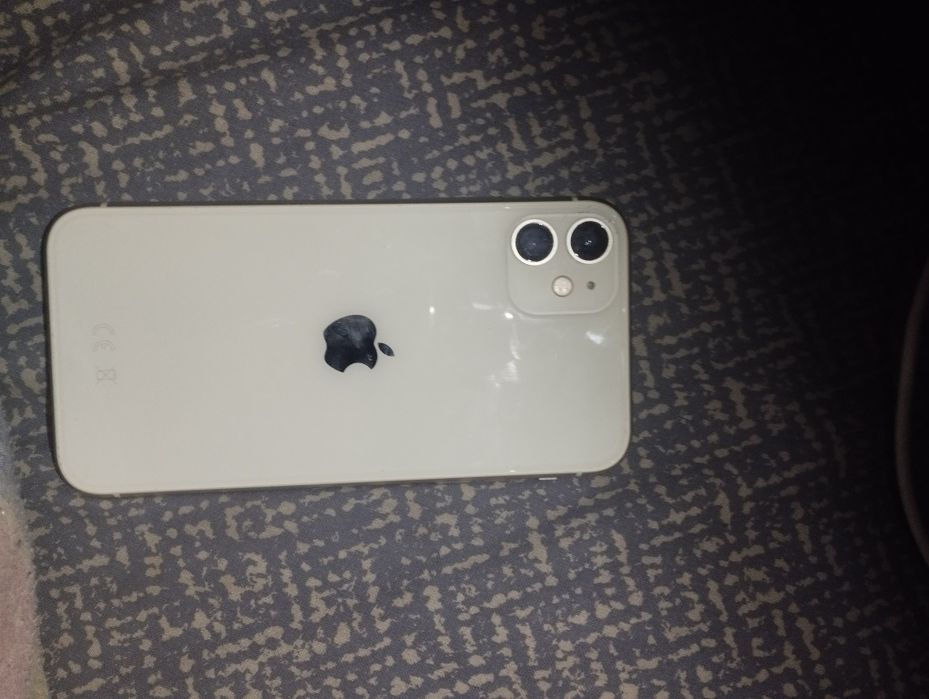 Vendo iPhone 11 Novo