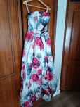 Vestido de cerimónia em cetim
