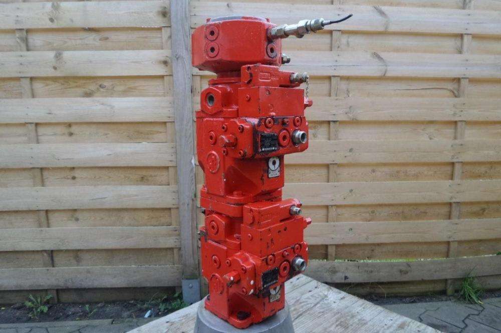POMPA Hydrauliczna Hydromotor BOSCH REXROTH 2x A4VSO 40 + 1PF1R4-19
