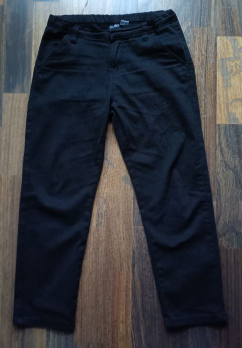 Eleganckie czarne galowe chłopięce miękkie spodnie okolicznościowe