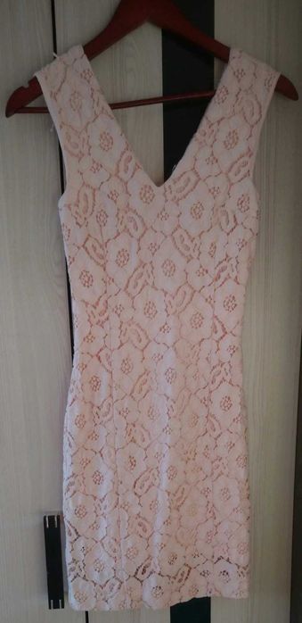 Koronkowa sukienka XS