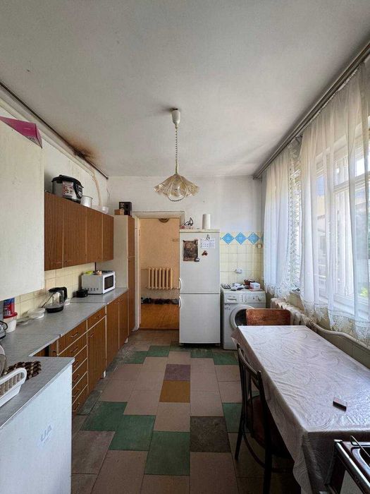 Будинок під реконструкцію Басівкутська    68000